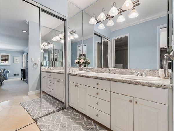 San Diego Beach Communities North Home 998371