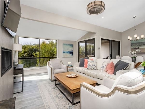 San Diego Beach Communities North Home 998373