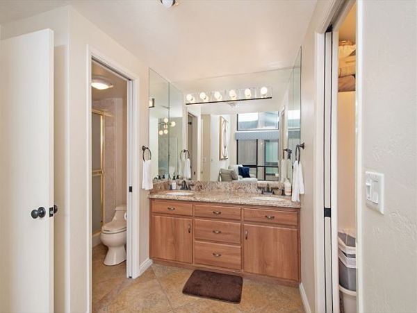 San Diego Beach Communities North Home 998376