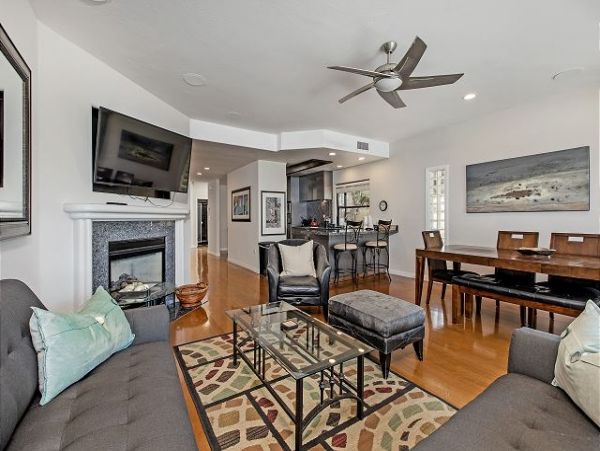 San Diego Beach Communities North Home 998377