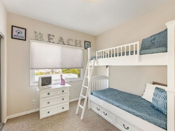 San Diego Beach Communities North Home 998377