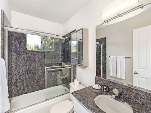 San Diego Beach Communities North Home 998377