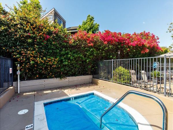 San Diego Beach Communities North Home 998378