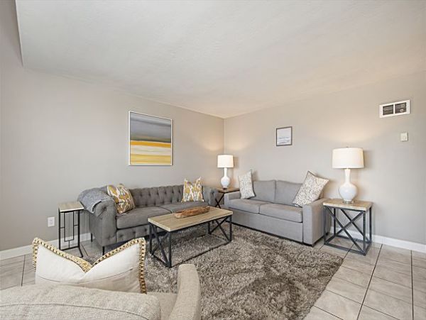 San Diego Beach Communities North Home 998380