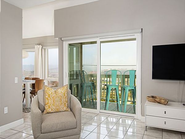 San Diego Beach Communities North Home 998380