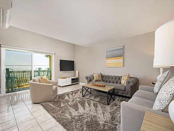 San Diego Beach Communities North Home 998380