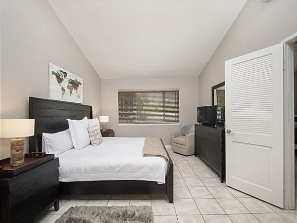 San Diego Beach Communities North Home 998380
