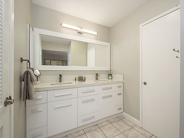 San Diego Beach Communities North Home 998380