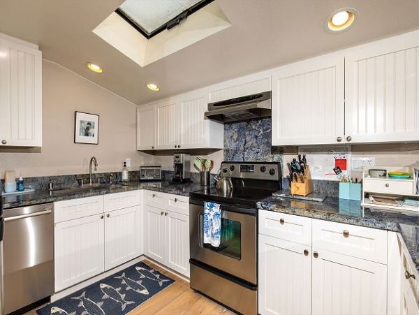 San Diego Beach Communities North Home 998383