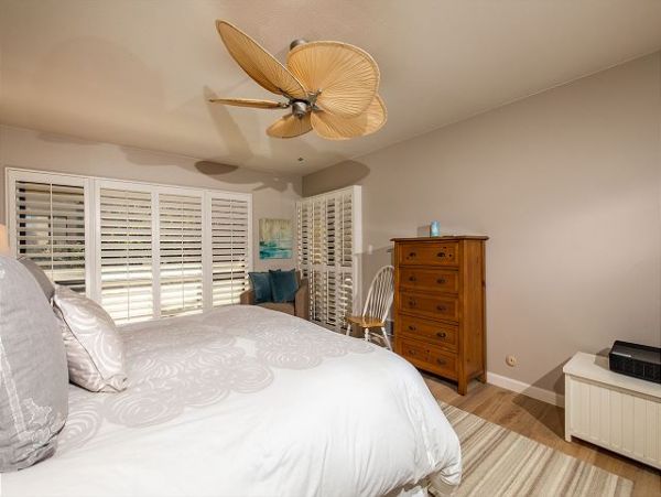 San Diego Beach Communities North Home 998383