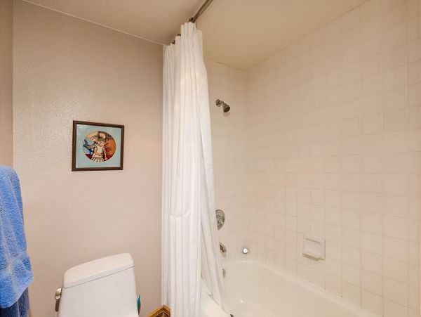 San Diego Beach Communities North Home 998383