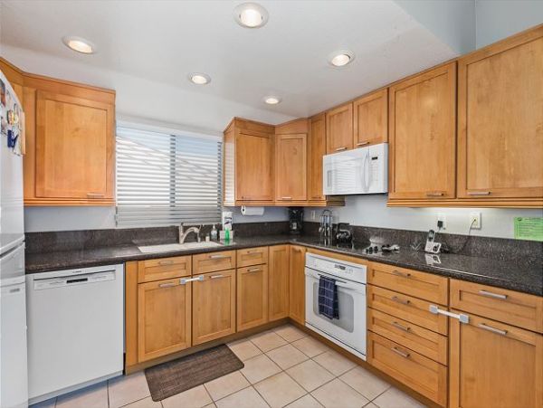 San Diego Beach Communities North Home 998384