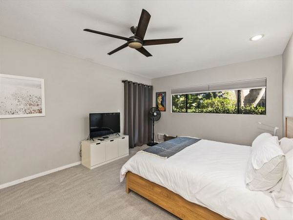 San Diego Beach Communities North Home 998384