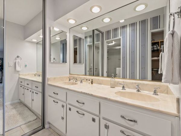 San Diego Beach Communities North Home 998384