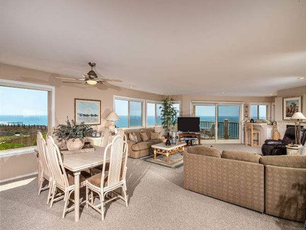 San Diego Beach Communities North Home 998385