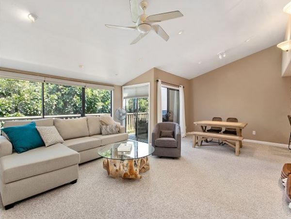 San Diego Beach Communities North Home 998386