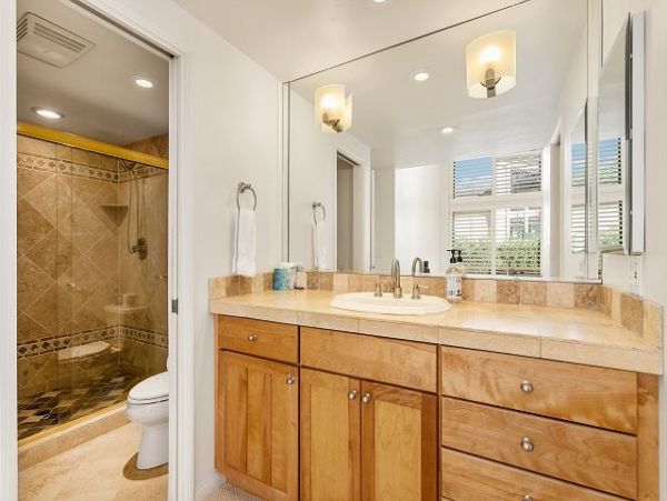 San Diego Beach Communities North Home 998386