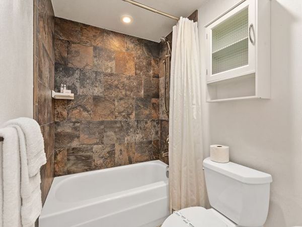 San Diego Beach Communities North Home 998386