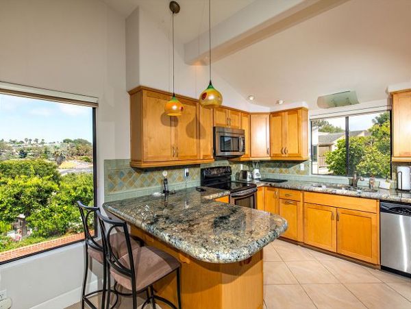 San Diego Beach Communities North Home 998387