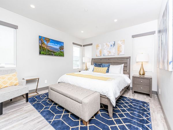 Newport Beach Home 998390