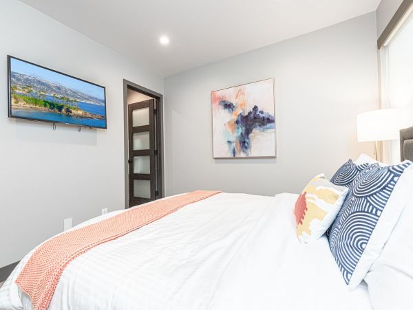 Newport Beach Home 998390