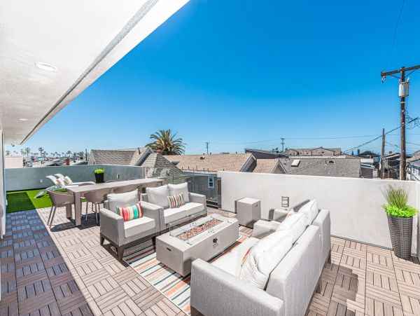 Newport Beach Home 998390