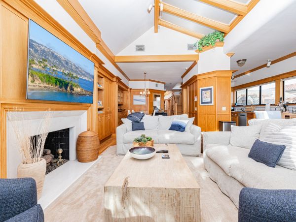 Newport Beach Home 998392