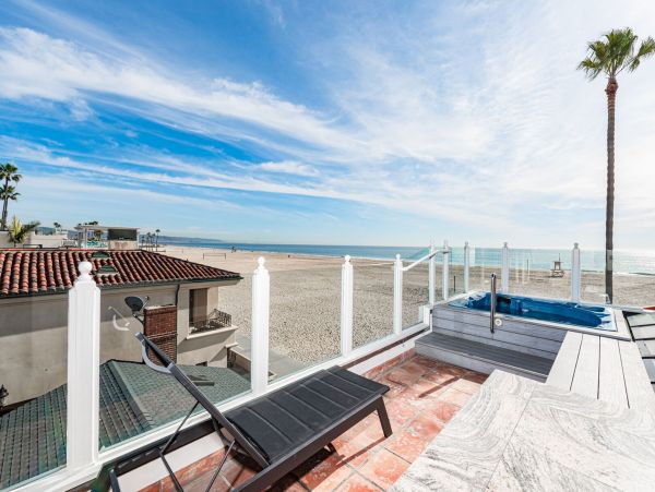 Newport Beach Home 998392