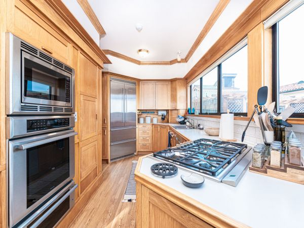Newport Beach Home 998392