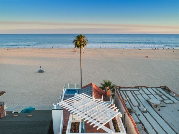 Newport Beach Home 998392