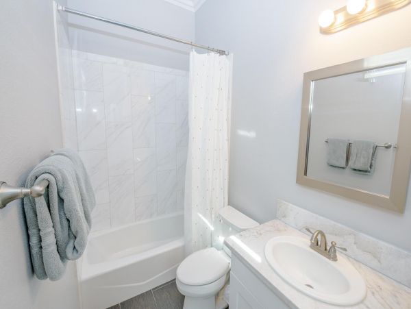 Newport Beach Home 998394