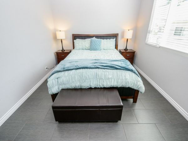 Newport Beach Home 998394