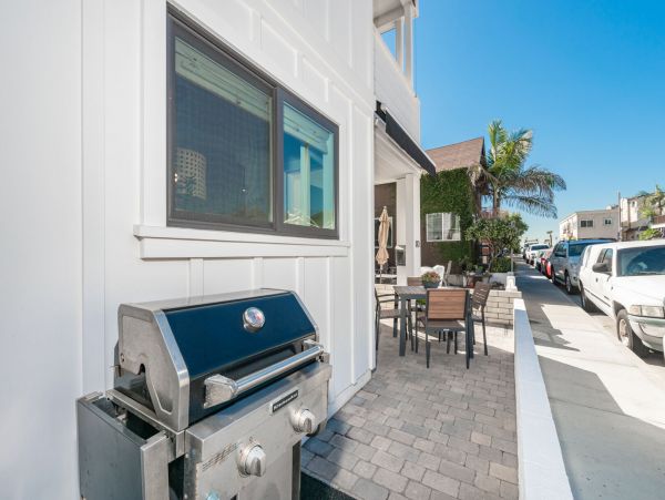 Newport Beach Home 998395