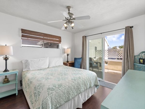 Newport Beach Home 998396