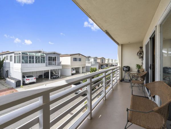 Newport Beach Home 998396