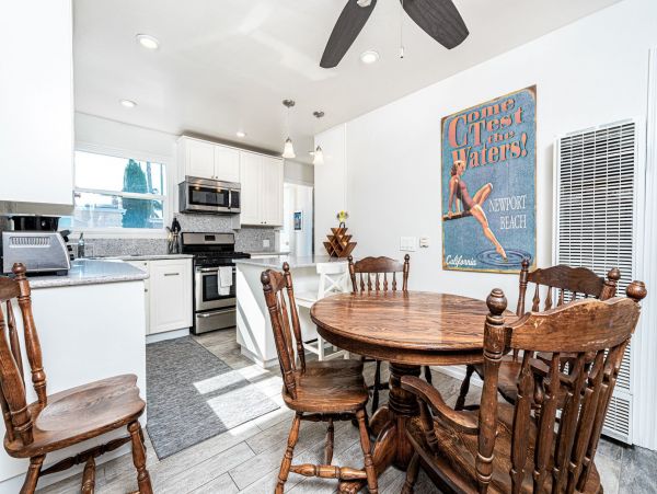 Newport Beach Home 998397