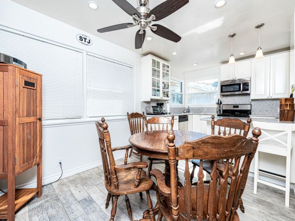 Newport Beach Home 998397