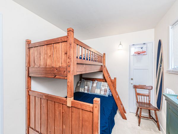 Newport Beach Home 998397