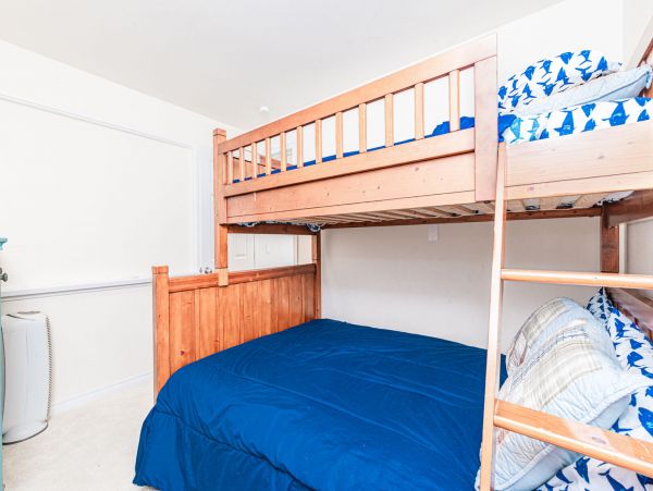 Newport Beach Home 998397