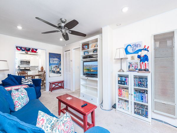 Newport Beach Home 998397