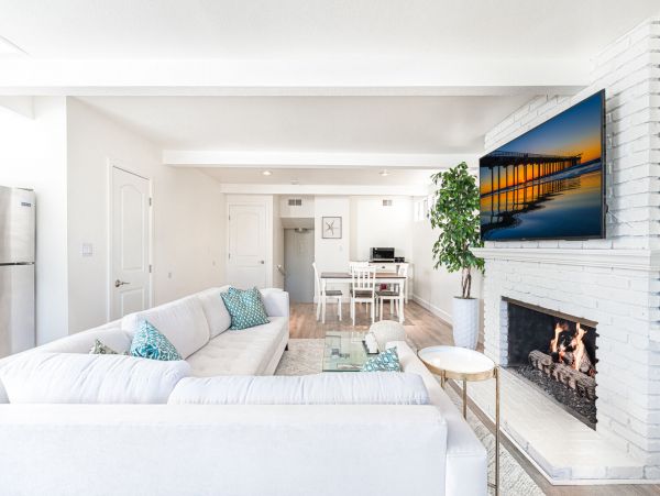 Newport Beach Home 998398