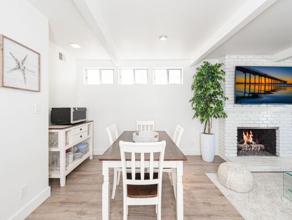 Newport Beach Home 998398