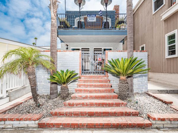 Newport Beach Home 998398