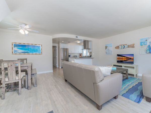 Newport Beach Home 998400