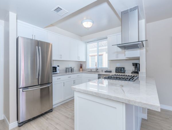 Newport Beach Home 998400