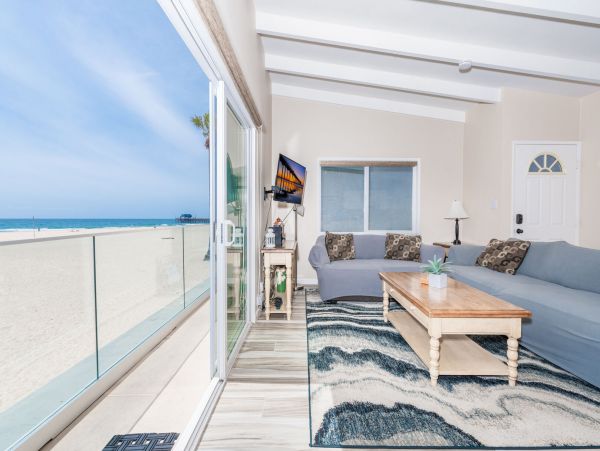 Newport Beach Home 998401
