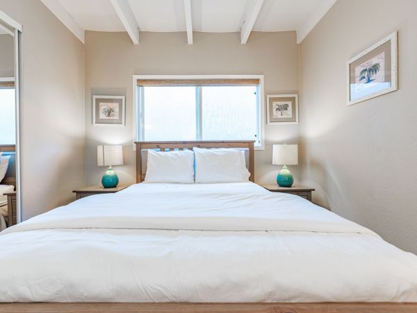 Newport Beach Home 998401