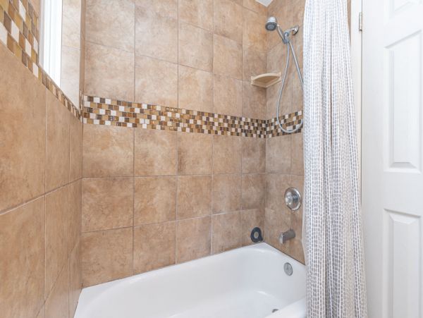 Newport Beach Home 998401