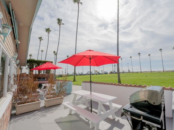 Newport Beach Home 998402