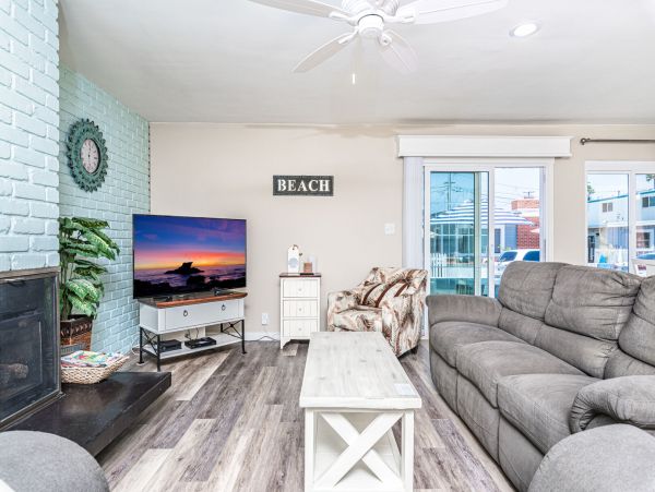 Newport Beach Home 998403